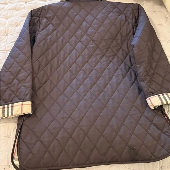 Women’s Burberry Quilted Brown Jacket - Picture 3 of 5